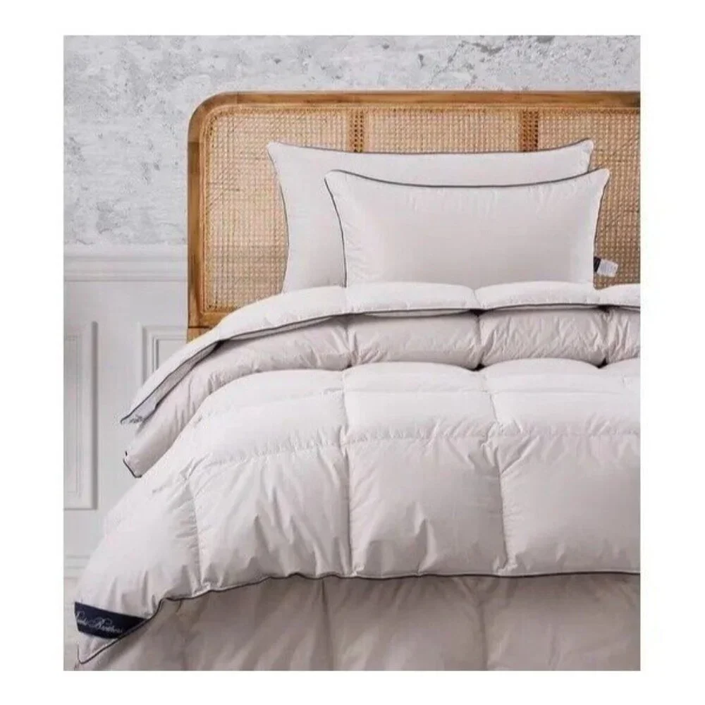 Brooks Brothers 10% Goose Down 90% feathers Queen Size Bed Pillow 20”x30”